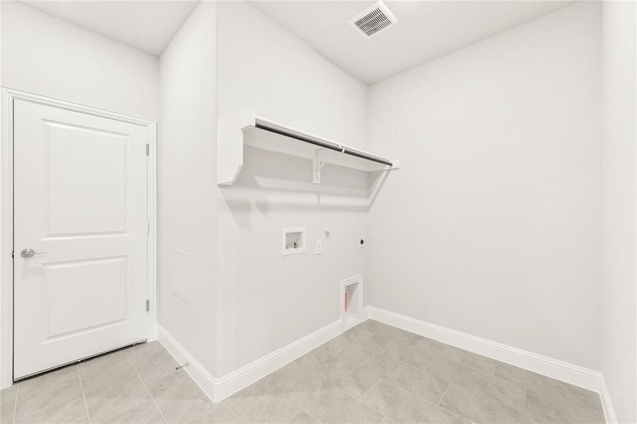 Spacious, unfurnished interior of a new home in Maplewood, Glenn Heights (Image 40). Spacious, unfurnished interior of a new home in Maplewood, Glenn Heights (Image 40).