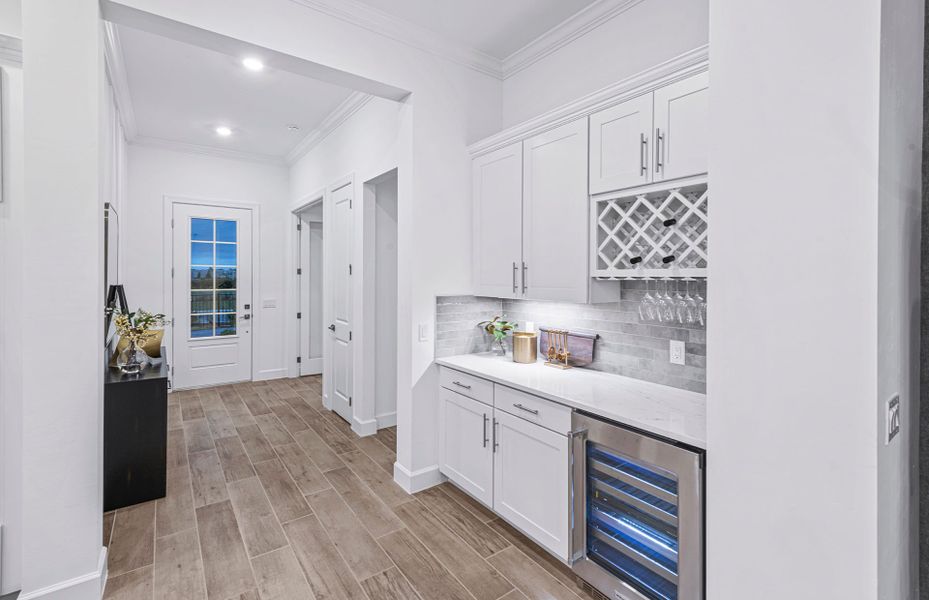 Optional entertainment package, perfect for additional storage and entertaining Optional entertainment package, perfect for additional storage and entertaining