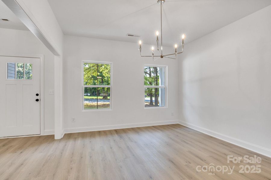 Spacious, unfurnished interior of a new home in , Harrisburg (Image 30).