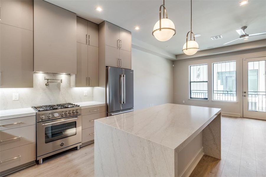 Furnished interior view inside a new home in , Dallas (Image 13).