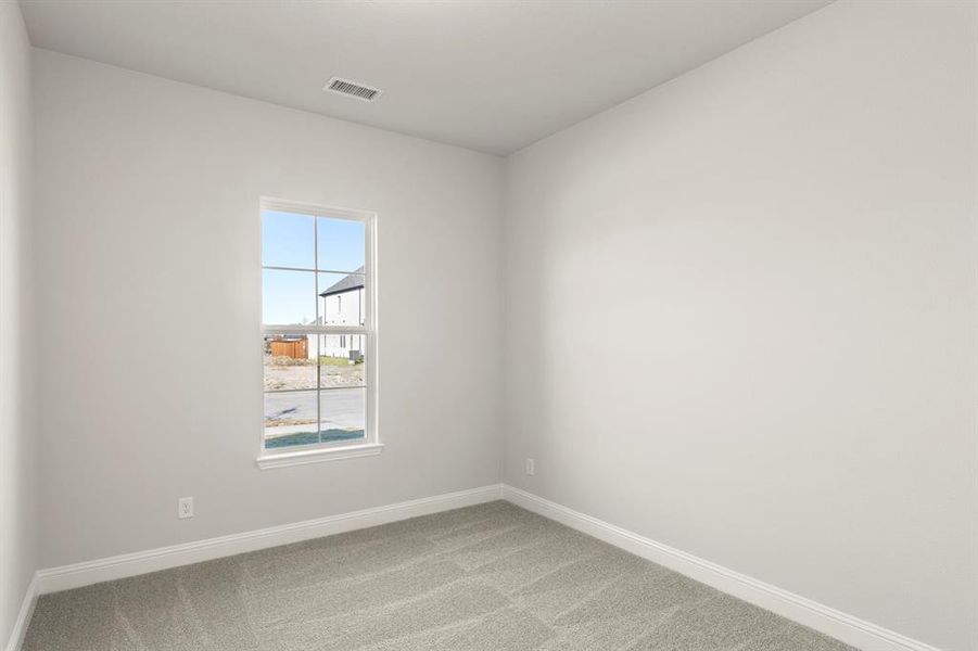 04. 2109 Clairmount - Bed 2