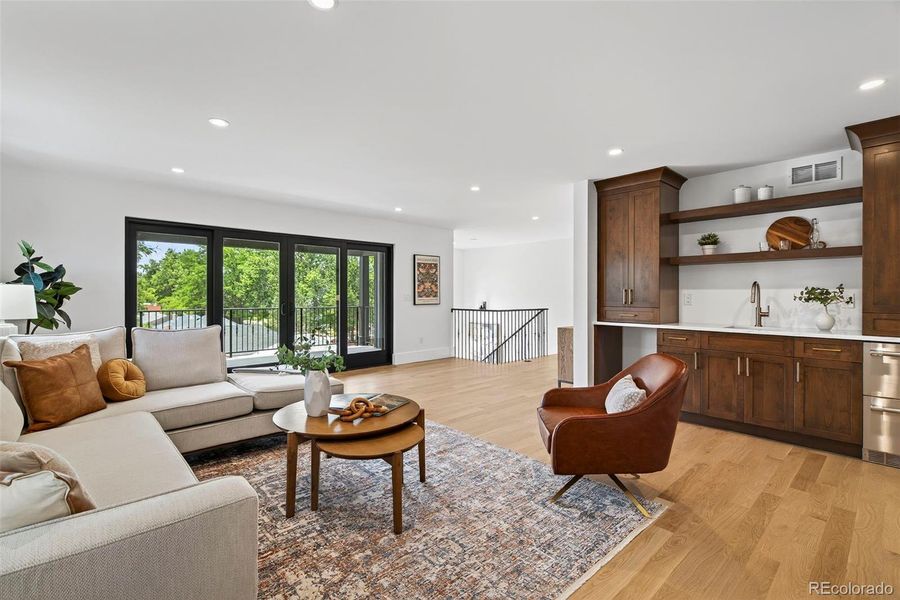 3rd floor entertaining space