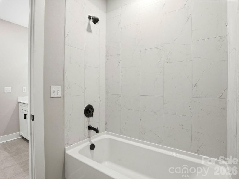 Image 36 of a home in .