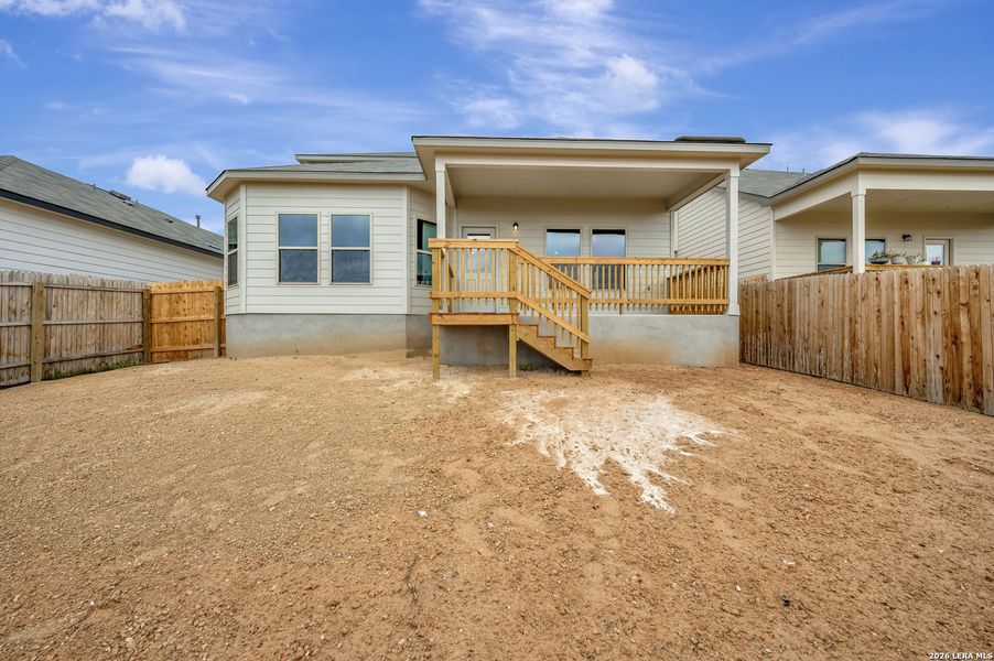 Exterior details and patio area of a home in Hunters Ranch, San Antonio (Image 27).