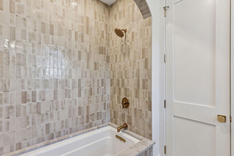 Close-up of interior finishes inside a home in , Mount Pleasant (Image 22). Close-up of interior finishes inside a home in , Mount Pleasant (Image 22).