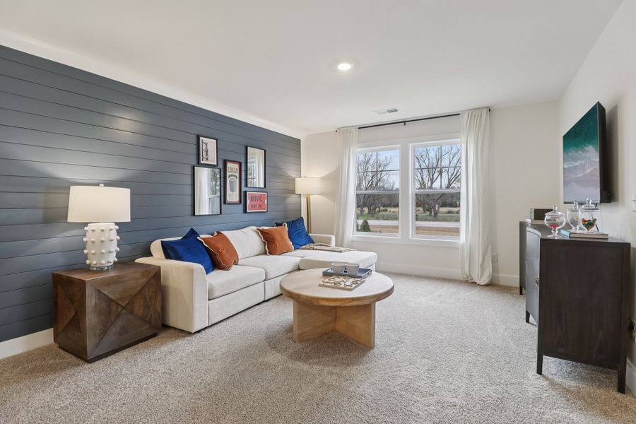 Representative furnished interior of a home built from the Bradley II by Great Southern Homes in Sedona, Greenville (Image 90).