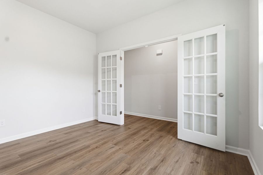 Spacious, unfurnished interior of a new home in Piper Creek, Newton (Image 15). Spacious, unfurnished interior of a new home in Piper Creek, Newton (Image 15).