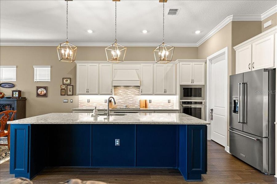 Furnished interior view inside a new home in , Ocala (Image 12).
