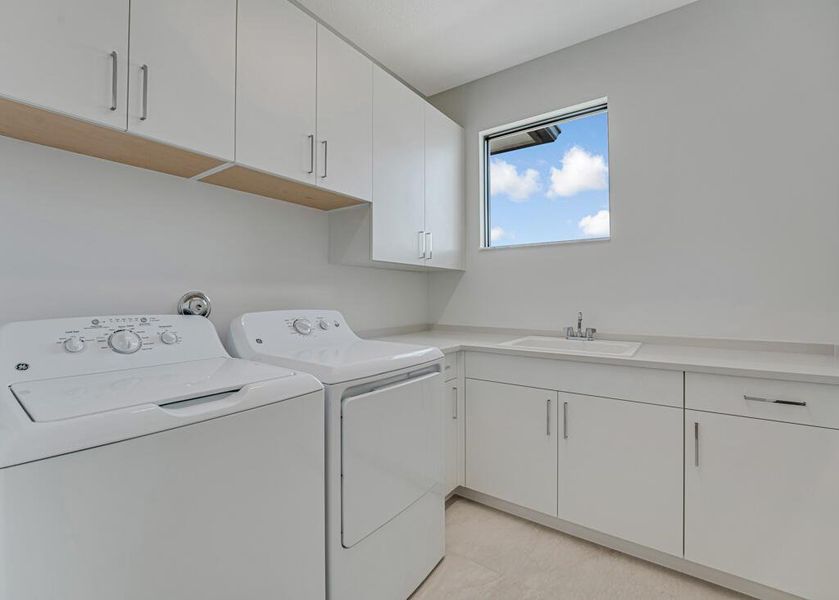 Furnished interior view inside a new home in Apex at Avenir, Palm Beach Gardens (Image 51).