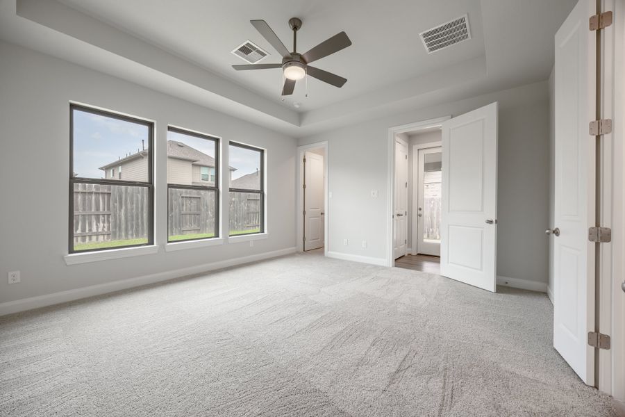 Representative unfurnished interior of a home built from the Savannah by Risewell Homes in Sunterra, Katy (Image 8). Representative unfurnished interior of a home built from the Savannah by Risewell Homes in Sunterra, Katy (Image 8).