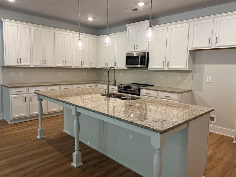 Furnished interior view inside a new home in The Park at Gainesville Township, Gainesville (Image 6). Furnished interior view inside a new home in The Park at Gainesville Township, Gainesville (Image 6).