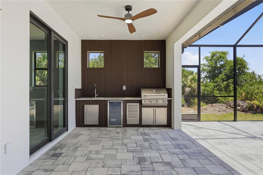 Exterior details and patio area of a home in , Port Charlotte (Image 21).