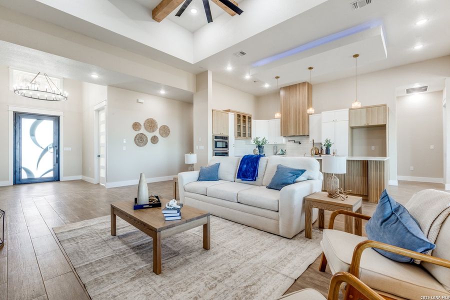 Furnished interior view inside a new home in , La Vernia (Image 16). Furnished interior view inside a new home in , La Vernia (Image 16).