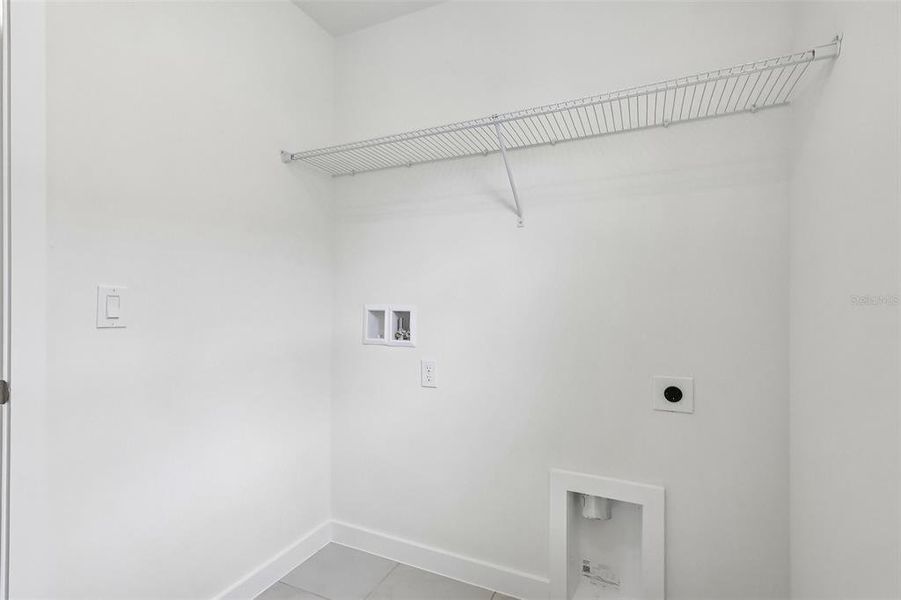 Spacious, unfurnished interior of a new home in Grasslands West, Lakeland (Image 17).