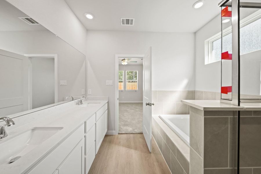 Furnished interior view inside a new home in Russell Ranch, Bay City (Image 9).
