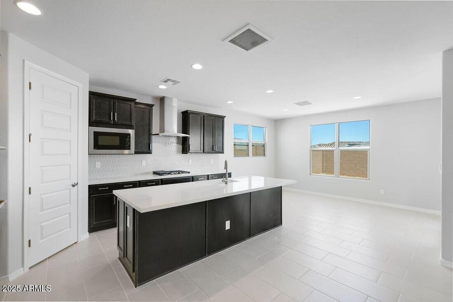 17118 W HACKAMORE Drive - Ready Now!