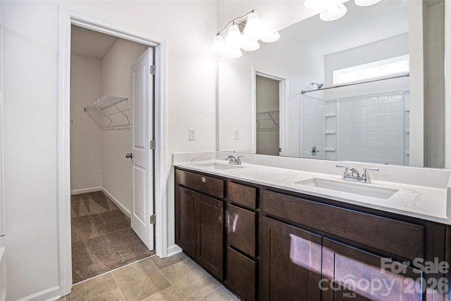 Furnished interior view inside a new home in Wilora Pond, Charlotte (Image 4).