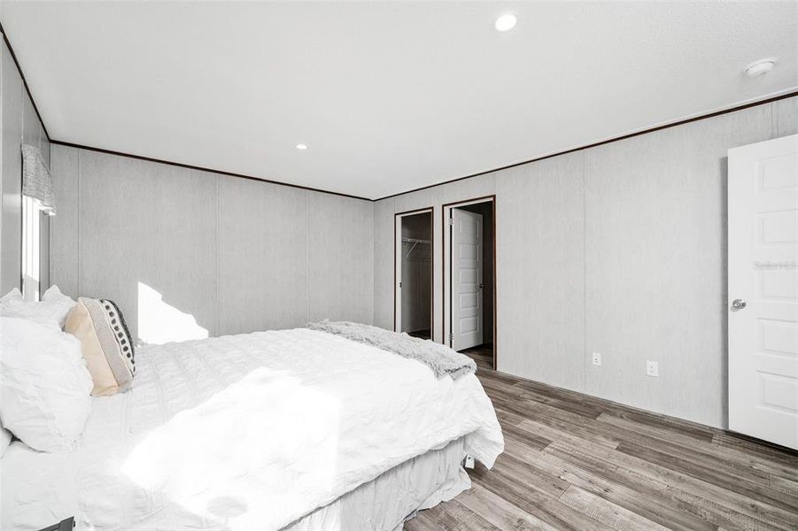 Furnished interior view inside a new home in , Bronson (Image 13).