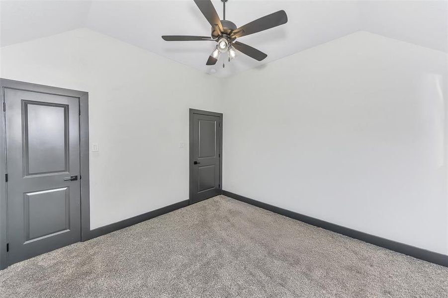 Spacious, unfurnished interior of a new home in , Weatherford (Image 23).