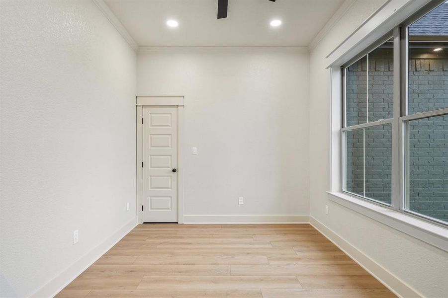 Spacious, unfurnished interior of a new home in , Lindale (Image 20).