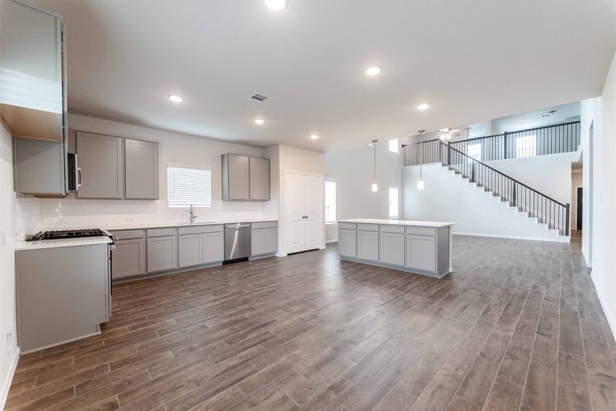 Image 49 of a home in Harvest Pointe.
