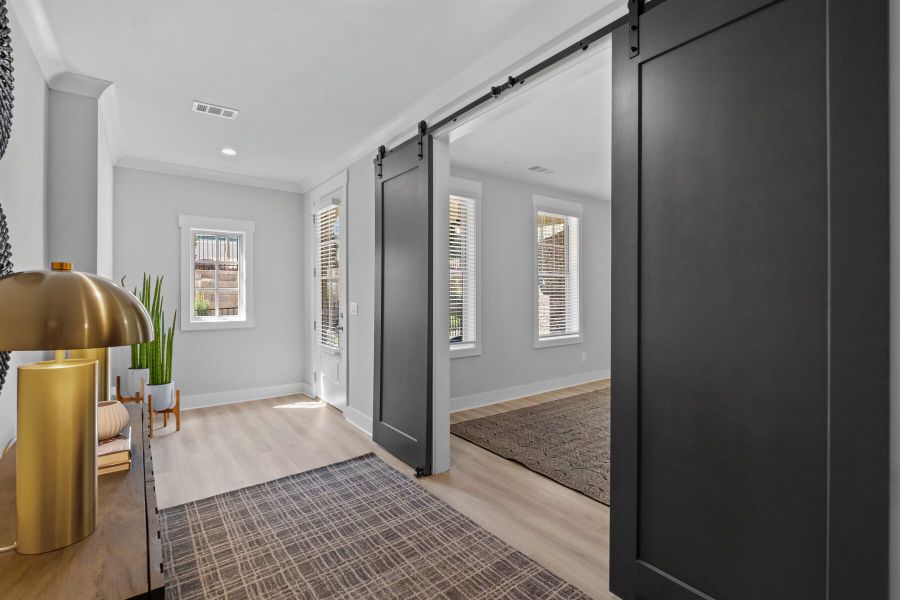 Representative furnished interior of a home built from the The Kensington by JW Collection in Devin's Shire, Kennesaw (Image 17).