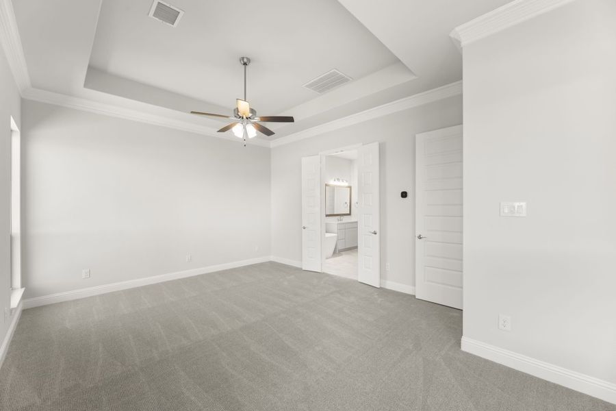 Representative unfurnished interior of a home built from the Jordan by Windsor Homes in Nelson Lake Estates, Rockwall (Image 26).