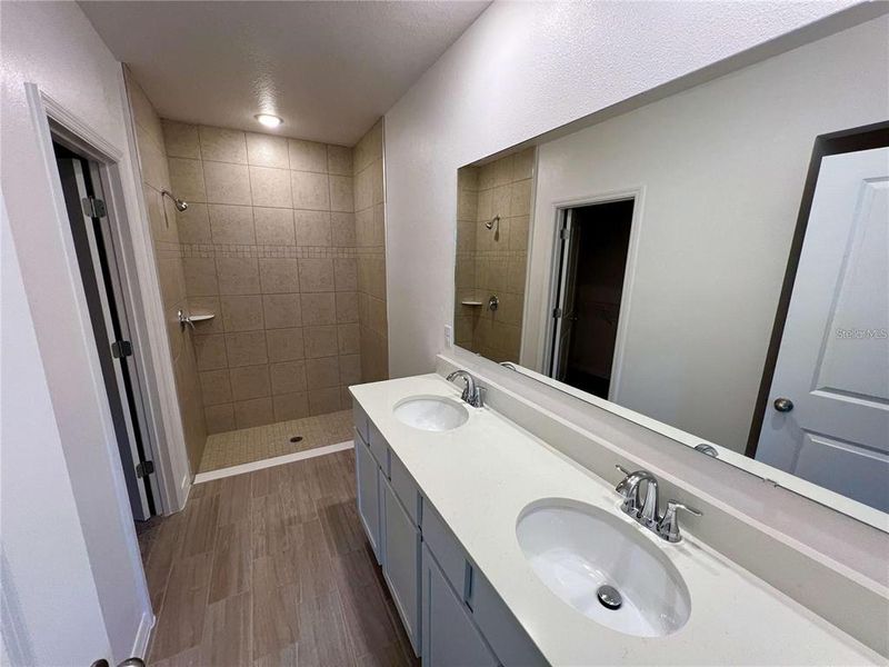 Furnished interior view inside a new home in Hammock Reserve, Haines City (Image 6). Furnished interior view inside a new home in Hammock Reserve, Haines City (Image 6).
