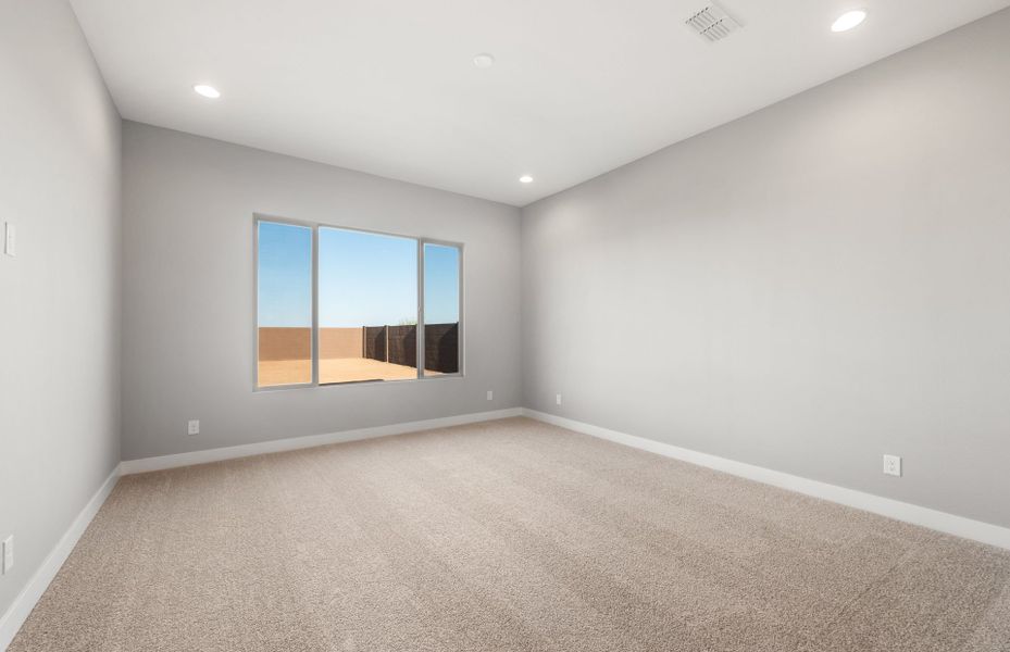 Spacious, unfurnished interior of a new home in Visara, Surprise (Image 19).