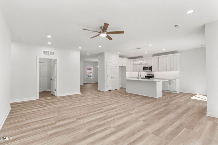 16-web-or-mls-IMG_8256 16-web-or-mls-IMG_8256