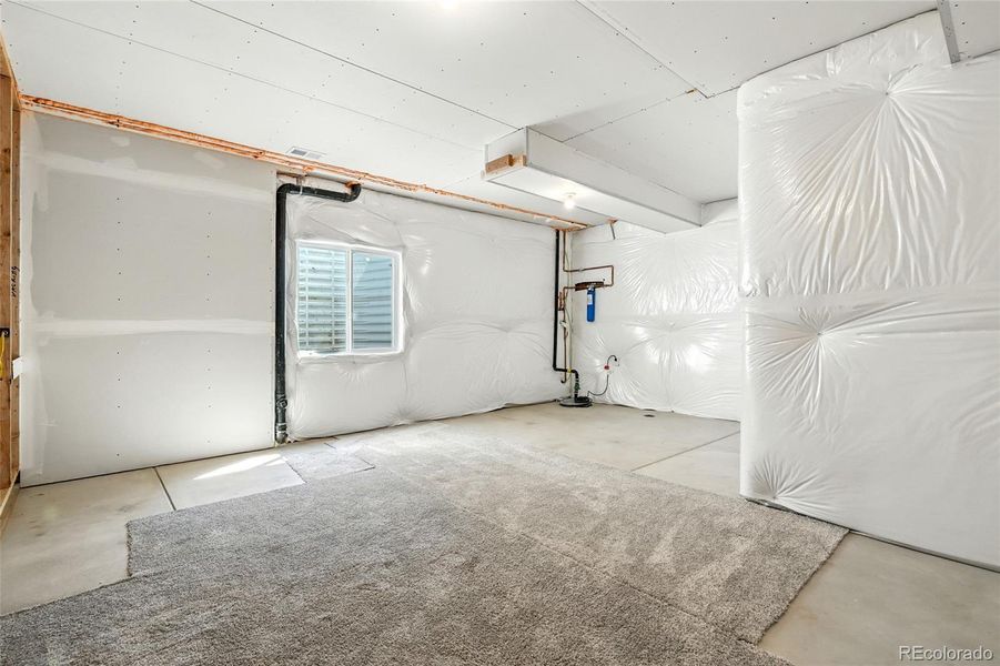 Image 46 of a home in Creekside Village.