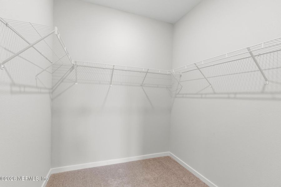 Spacious, unfurnished interior of a new home in , Jacksonville (Image 17).
