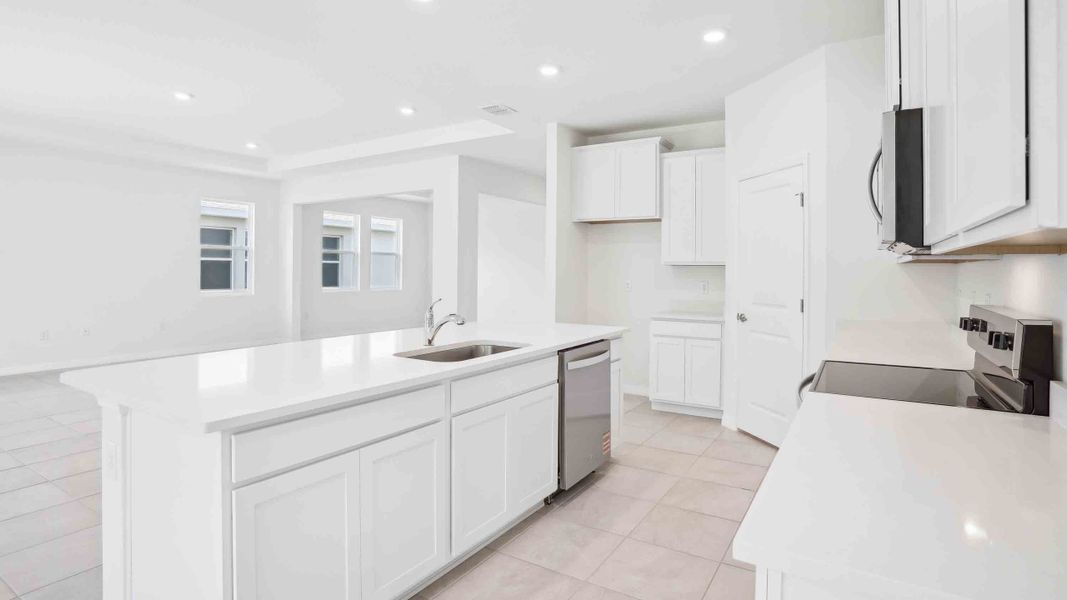 Representative furnished interior of a home built from the Camden by D.R. Horton in Ocala Preserve, Ocala (Image 8).
