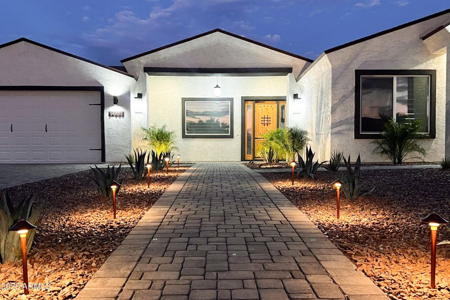 Front View Entry /Main Home Front View Entry /Main Home