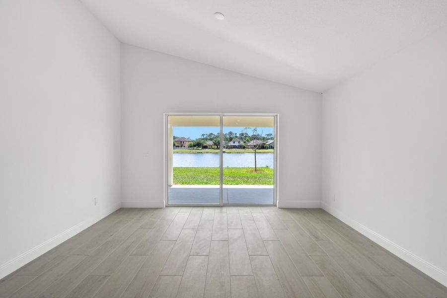 Spacious, unfurnished interior of a new home in , Palm Bay (Image 16).