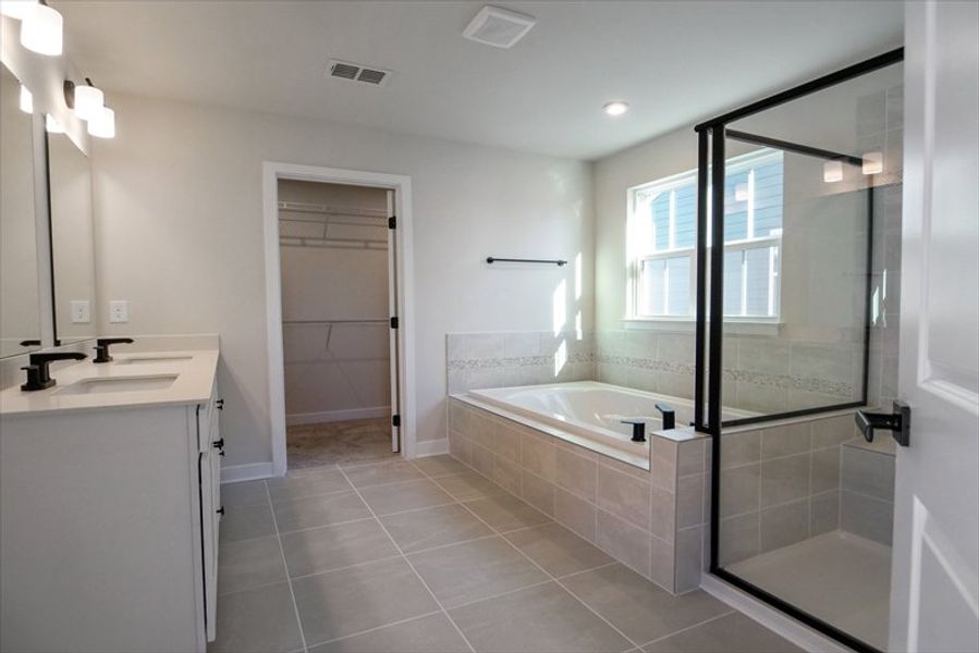 Furnished interior view inside a new home in Berkeley, Spartanburg (Image 12).