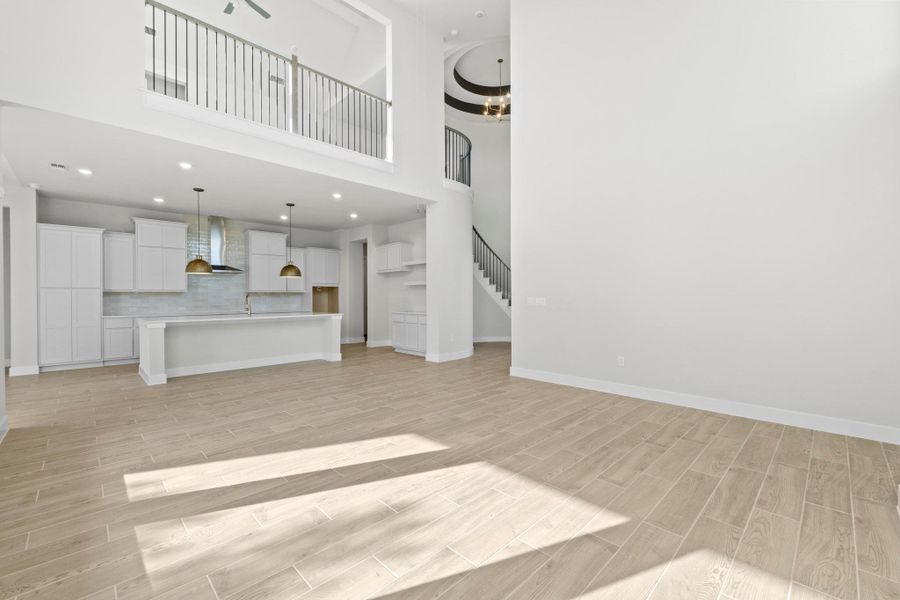 Spacious, unfurnished interior of a new home in Parmer Ranch, Georgetown (Image 35).