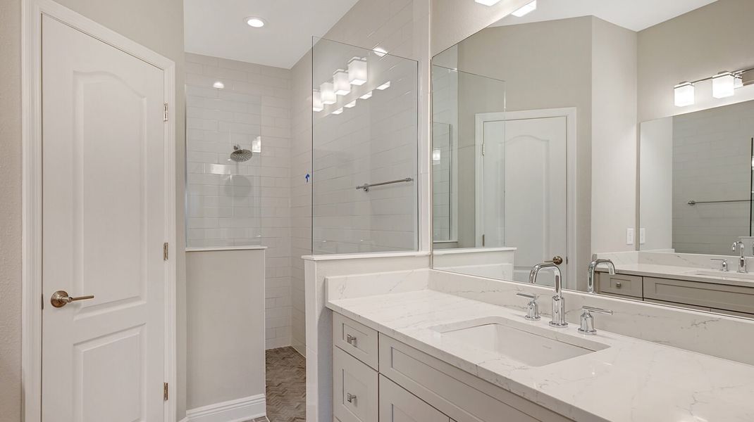 Furnished interior view inside a new home in Boca Royale Golf and Country Club at Wellen Park, Englewood (Image 13).