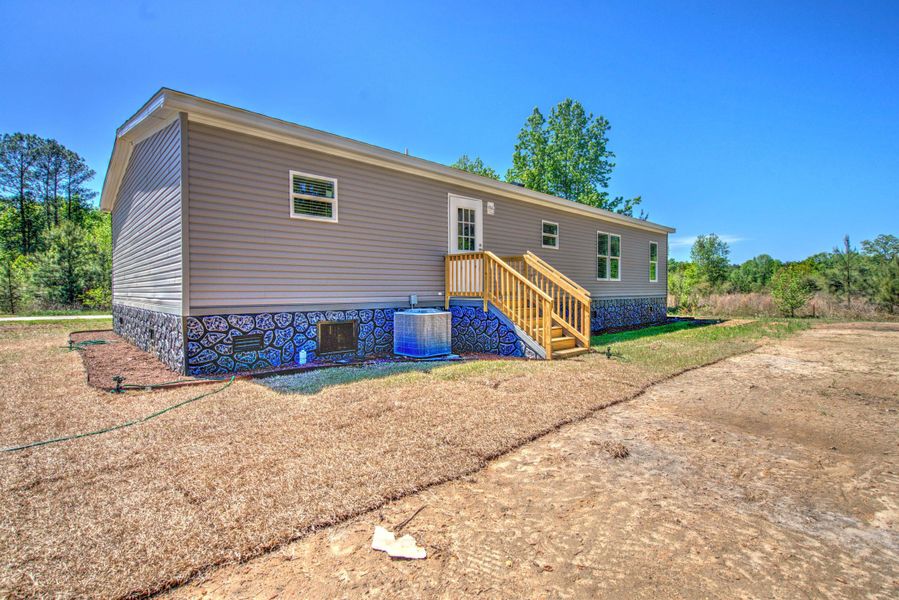 Exterior details and patio area of a home in , Orangeburg (Image 26).