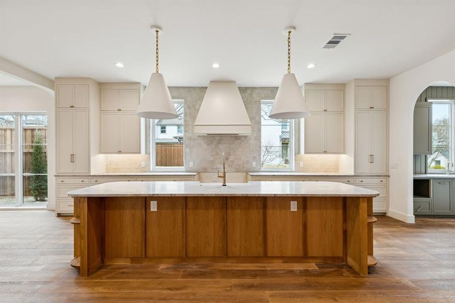 Furnished interior view inside a new home in , Dallas (Image 11). Furnished interior view inside a new home in , Dallas (Image 11).