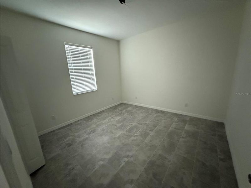 Spacious, unfurnished interior of a new home in , Cape Coral (Image 14).