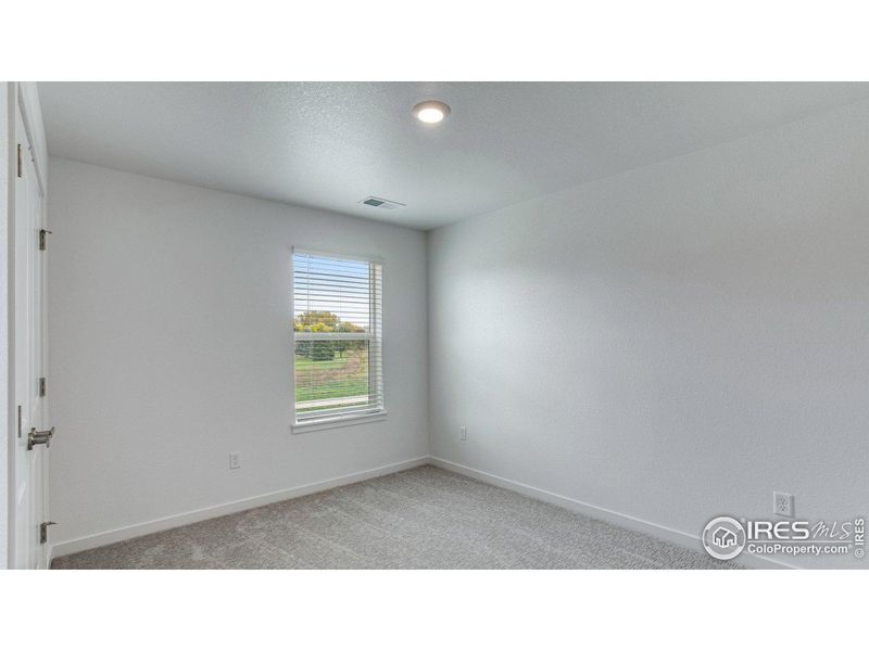 Spacious, unfurnished interior of a new home in Hansen Farm, Fort Collins (Image 20).