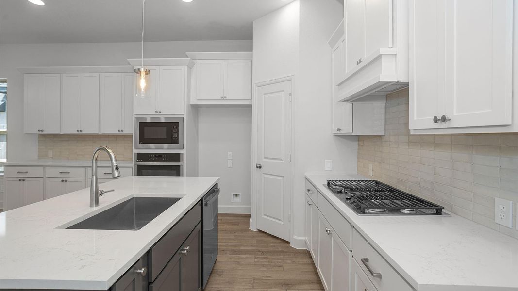 Furnished interior view inside a new home in Jordan Ranch, Fulshear (Image 5). Furnished interior view inside a new home in Jordan Ranch, Fulshear (Image 5).
