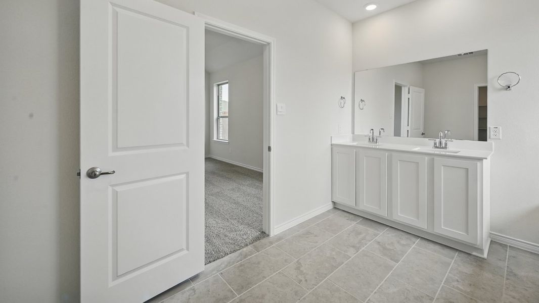 Image 14 representing the Echelon by D.R. Horton in The Woods at Lindsey Place, Anna, TX. Image 14 representing the Echelon by D.R. Horton in The Woods at Lindsey Place, Anna, TX.