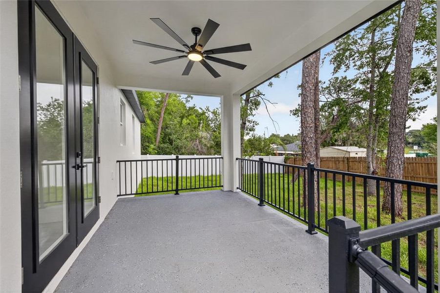 Exterior details and patio area of a home in , Spring Hill (Image 33).