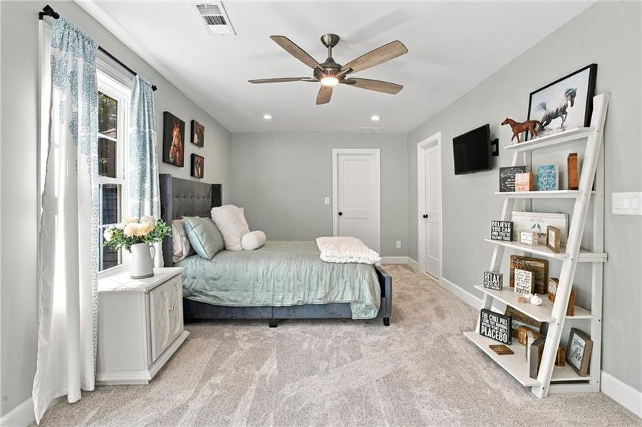 Furnished interior view inside a new home in , Auburn (Image 40).
