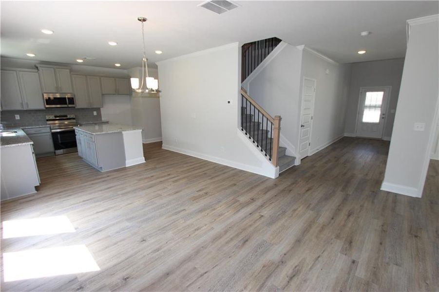 Spacious, unfurnished interior of a new home in Clark Farms, Flowery Branch (Image 16).