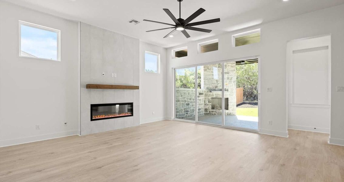 Spacious, unfurnished interior of a new home in Sweetwater, Austin (Image 22).