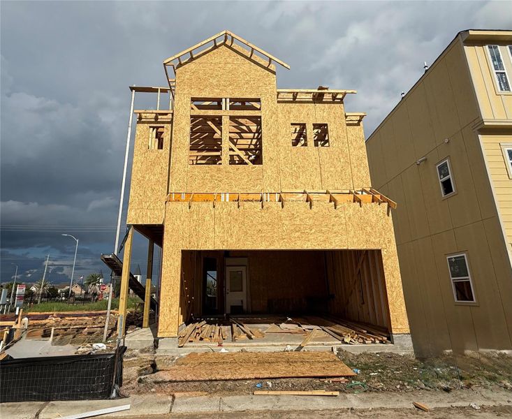 Three story home with 2 bedrooms, 2.5 baths, and 2 car garage. Three story home with 2 bedrooms, 2.5 baths, and 2 car garage.