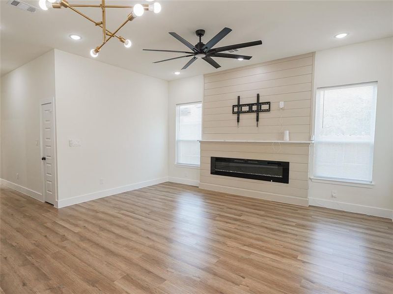 Spacious, unfurnished interior of a new home in , Dallas (Image 14). Spacious, unfurnished interior of a new home in , Dallas (Image 14).